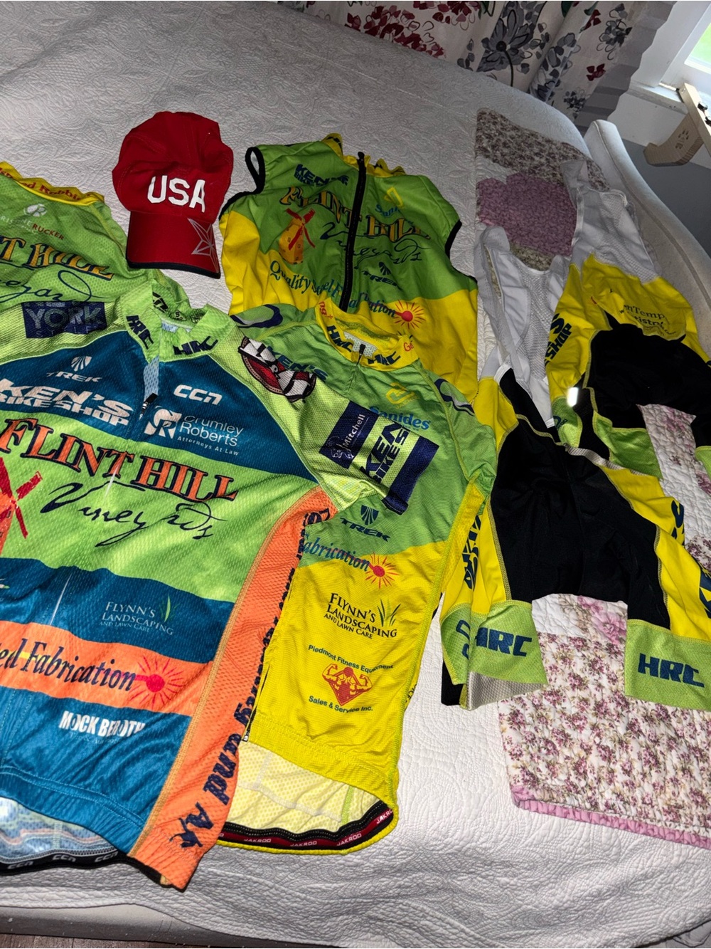 Jakroo.   Flint hill XS.  7 pc Cycle wear